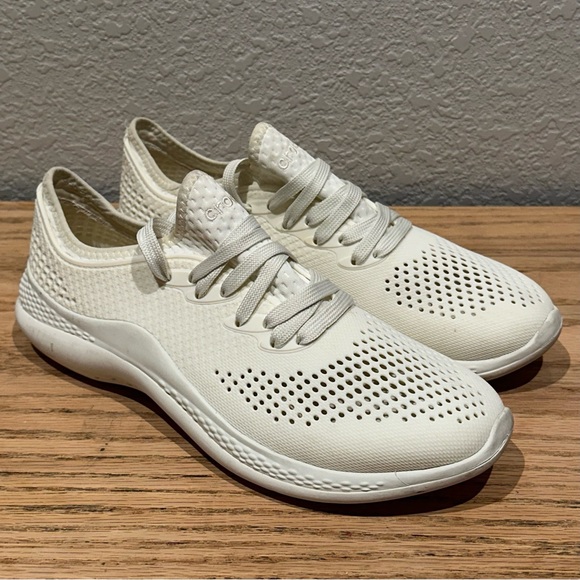 CROCS Shoes - CROCS LiteRide Pacer Women's Lace Up Sneakers Size 9 White